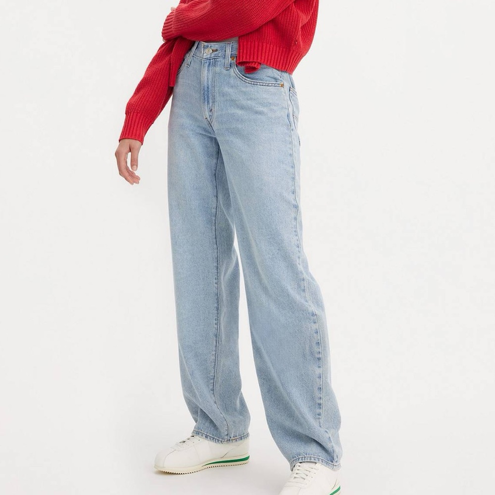 Levi’s Baggy Dad jeans